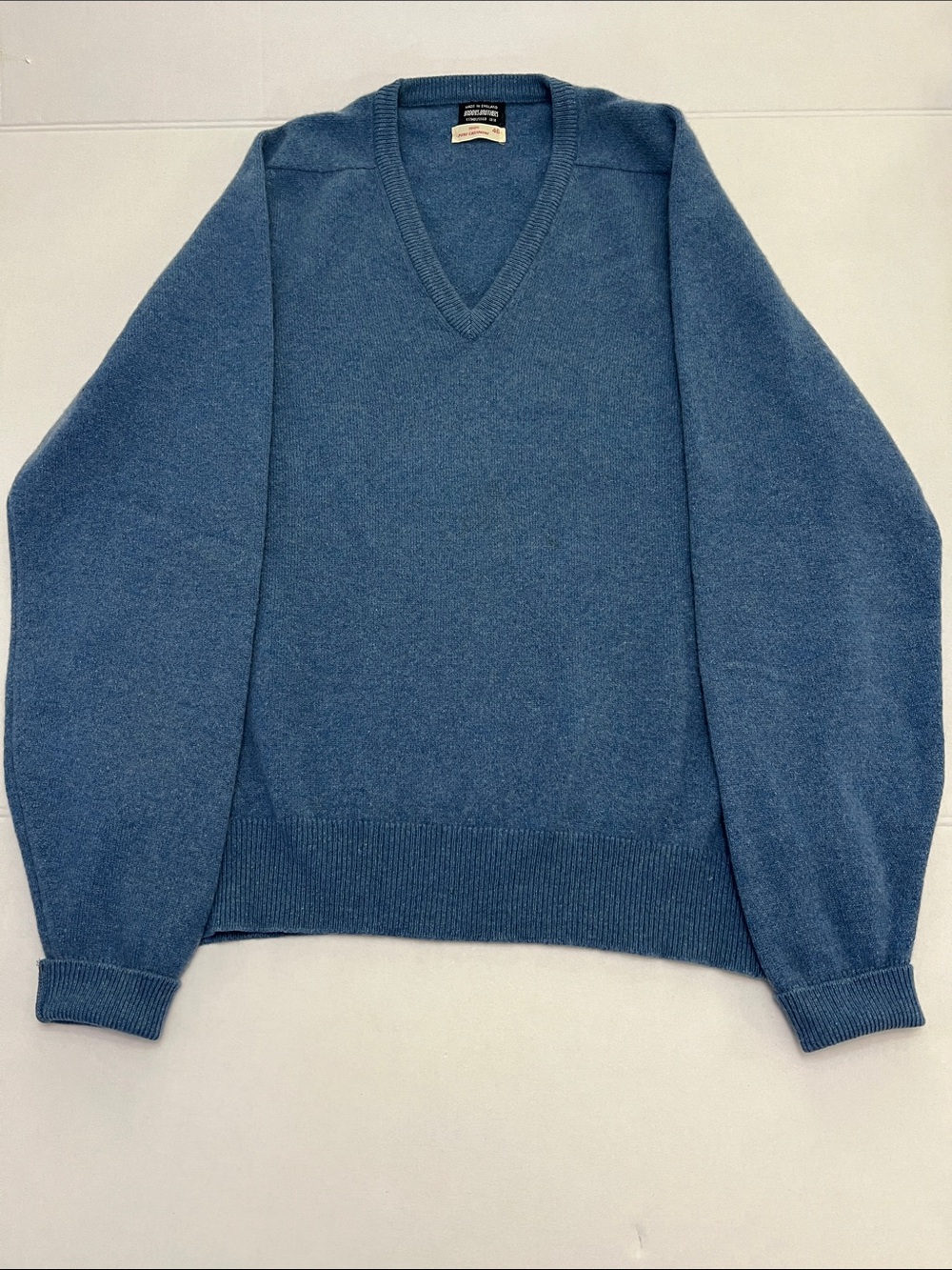Vintage 80s Brooks Brothers Pure Cashmere 
V-Neck Sweater Made in England 46 XL